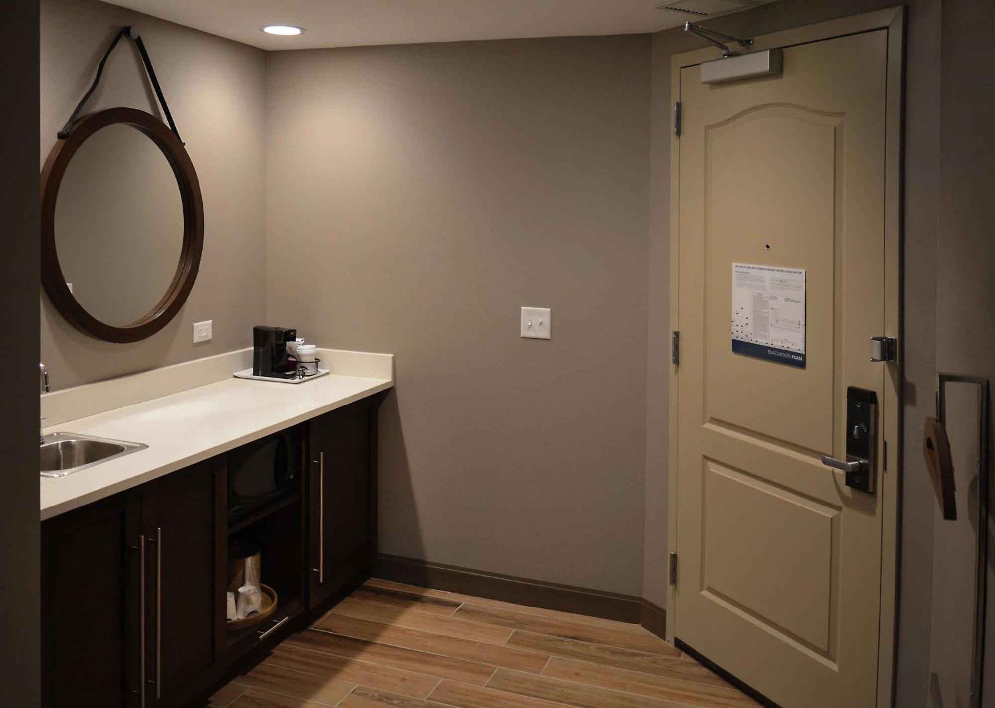 Hampton Inn & Suites Philadelphia/Media Exteriör bild