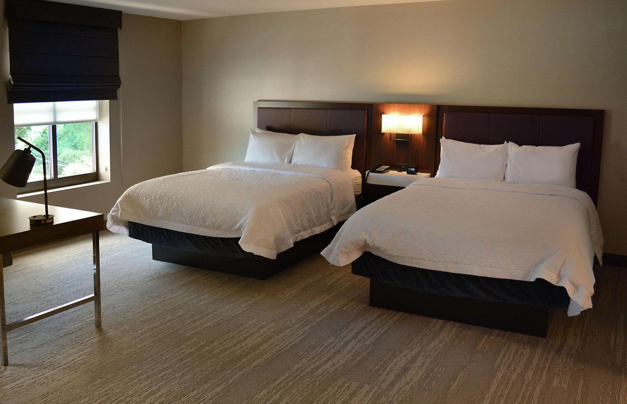 Hampton Inn & Suites Philadelphia/Media Exteriör bild